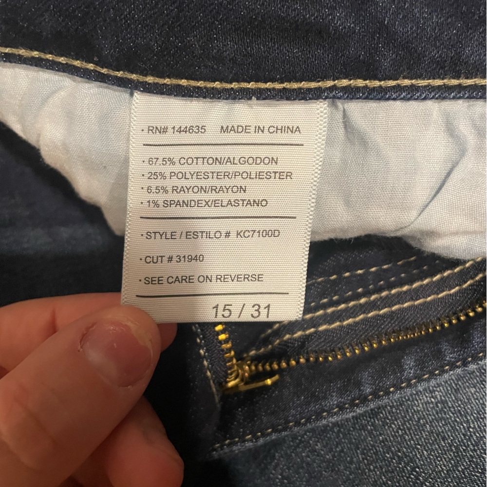 Jeans - Picture 2 of 5